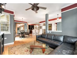 Photo #5: 911050 Listing