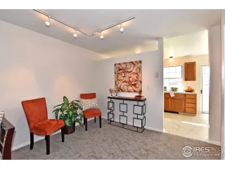 Photo #5: 911087 Listing 