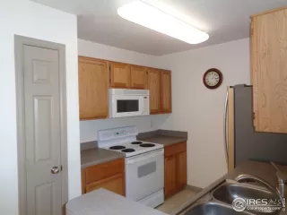 Photo #3: 911180 Listing