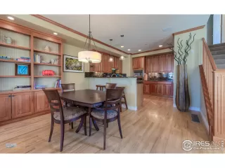 Photo #6: 911210 Listing