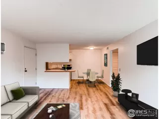 Photo #2: 911252 Listing