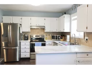 Photo #6: 911262 Listing