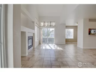 Photo #2: 911281 Listing