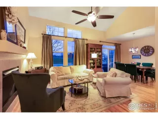 Photo #3: 911287 Listing