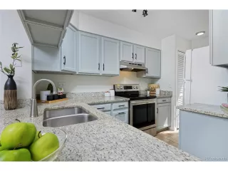 Photo #2: 9112968 Listing