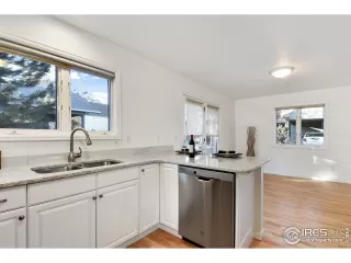 Photo #1: 911325 Listing