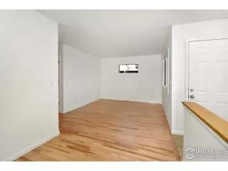 Photo #6: 911325 Listing