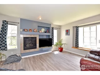 Photo #4: 911380 Listing