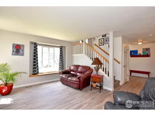 Photo #6: 911380 Listing