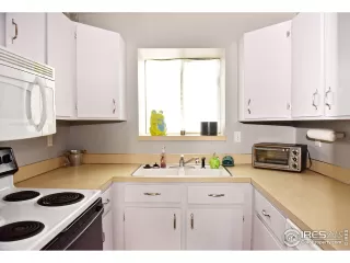 Photo #4: 911430 Listing