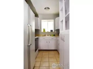 Photo #5: 911430 Listing