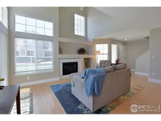 Photo #6: 911466 Listing