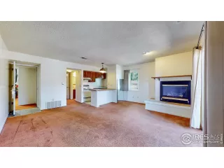 Photo #4: 911474 Listing