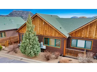 Photo #2: 911476 Listing