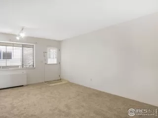 Photo #2: 911619 Listing