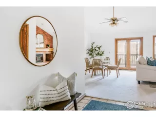 Photo #2: 911688 Listing