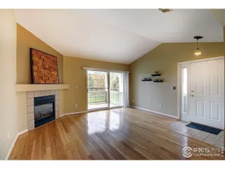 Photo #3: 911692 Listing