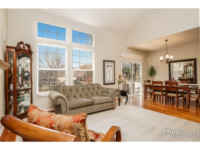 MLS: 911752 Condo For Sale