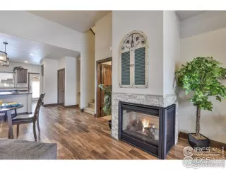 Photo #4: 911753 Listing