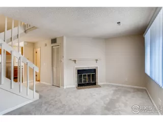 Photo #4: 911798 Listing 