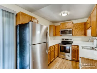 Photo #5: 911798 Listing 