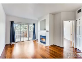 Photo #2: 911847 Listing