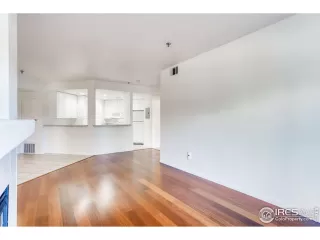 Photo #4: 911847 Listing