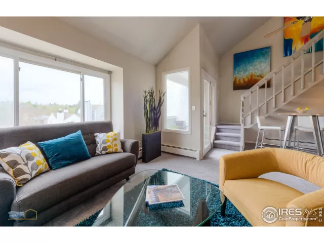 MLS: 911907 Condo For Sale