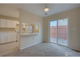 Photo #6: 911966 Listing