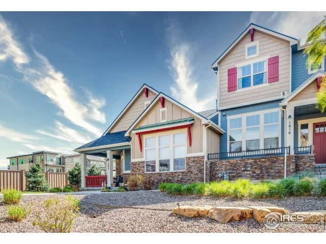 MLS: 911968 Condo For Sale