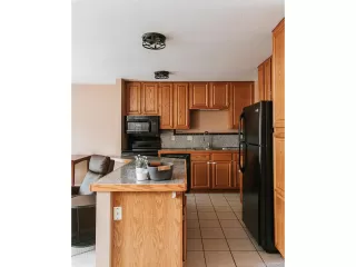 Photo #3: 9120244 Listing