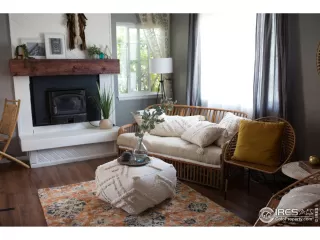 Photo #5: 912055 Listing