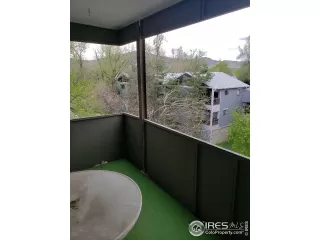 Photo #5: 912080 Listing