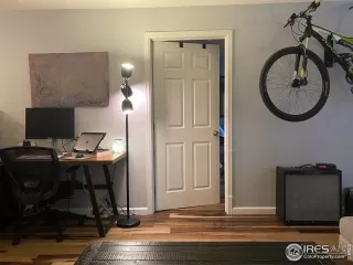 Photo #6: 912081 Listing