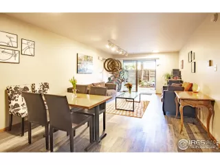 Photo #6: 912102 Listing