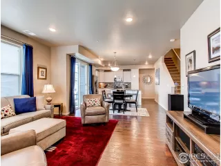 Photo #4: 912107 Listing 