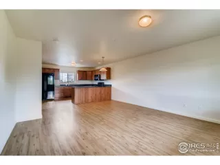 Photo #4: 912174 Listing