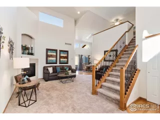 Photo #4: 912277 Listing