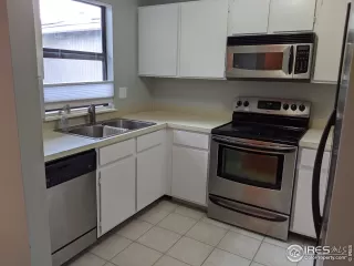 Photo #2: 912315 Listing