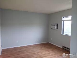 Photo #6: 912315 Listing