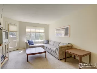 Photo #2: 912420 Listing