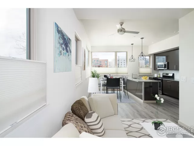 MLS: 912478 Condo For Sale