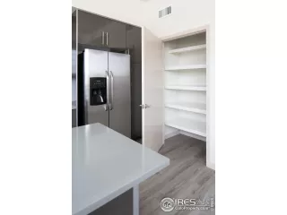 Photo #5: 912478 Listing 