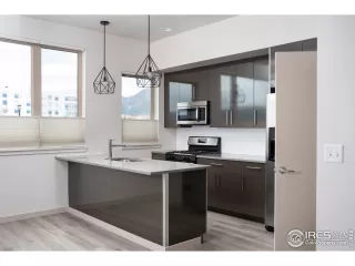 Photo #6: 912478 Listing 