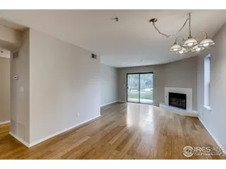 Photo #4: 912494 Listing 