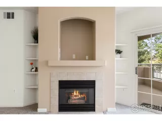 Photo #3: 912495 Listing