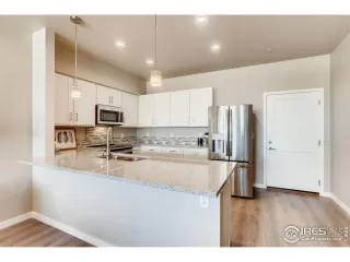 Photo #6: 912519 Listing