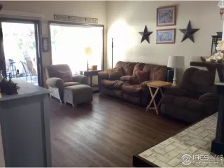 Photo #2: 912530 Listing