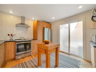 Photo #6: 912535 Listing