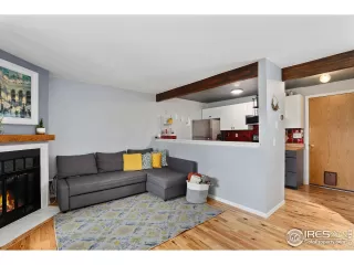 Photo #6: 912556 Listing 